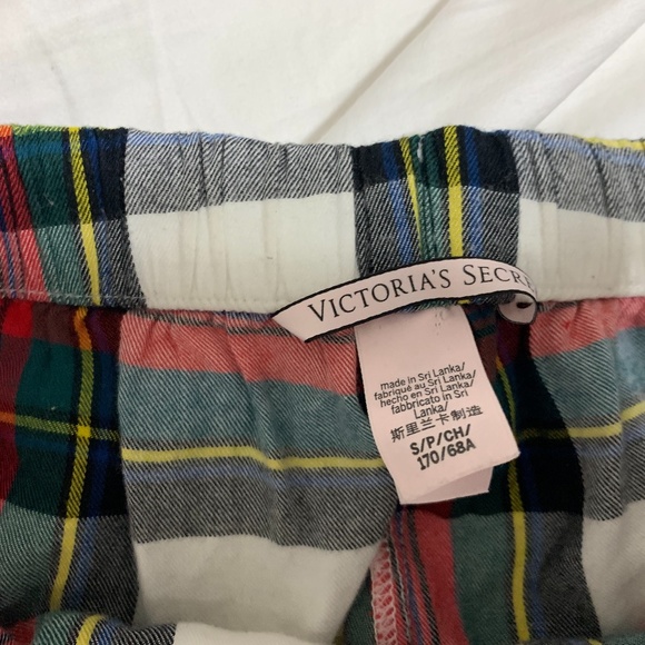 Victoria secret shorts - Picture 2 of 2